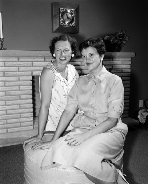 Portrait of Elizabeth Wilkinson, left, and Joan N. Meyer, right, members of the planning committee for the Panhellenic Tea.