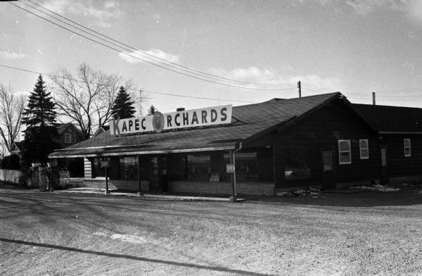 View of the Kapec Orchards roadside stand from across Verona Road outside Madison.