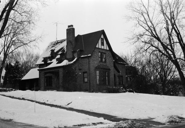 Residence of Outgoing Governor and Mrs. Vernon Thomson, 3810 Cherokee ...