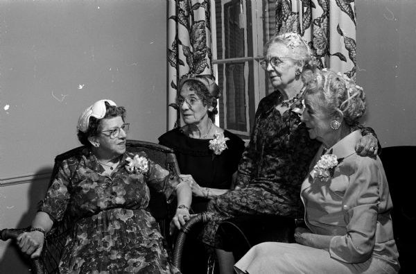 Marjorie Holmes, newly elected Three Links Club president, is shown at left, with Alydia Knoff and Emma Pedley, both luncheon hostesses. Myrtle Michelson, seated at right, is secretary-treasurer of the club.