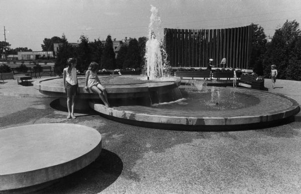 A split-level fountain at Olbrich Park at the east end of Lake Monona on Atwood Avenue. It was designed by the City Parks Department and built in 1969 by J.H. Findorff and Sons contractor.