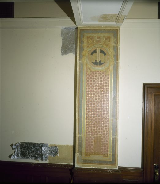 The art conservator Anton Rajer uncovered evidence that the Wisconsin State Capitol was originally richly embellished. This is one of three examples of original decoration.