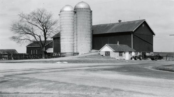 Typical Wisconsin barn and silos located on Green Lake County Highway A, located in the southeast corner of Section 23, Town 14N, Range 13E.