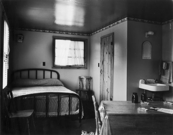 Interior of a room at Oak Park Cabins.