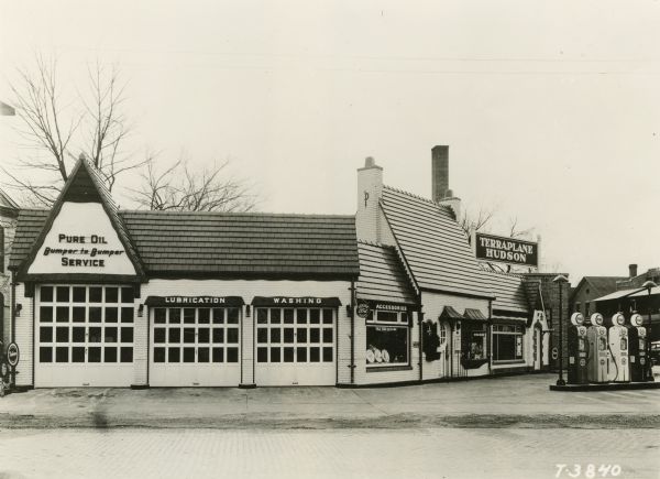 Exterior view of the Pure Oil Service Station at 4th and Cass taken after the 1937 renovation.