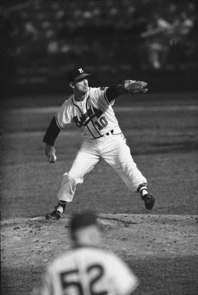 Milwaukee Braves pitcher Bob Buhl in action against the Chicago Cubs, probably on May 9. Buhl won that game at County Stadium  8-5, behind two Joe Adcock home runs. Buhl won 9 games and lost 10 for the Braves in 1961.
