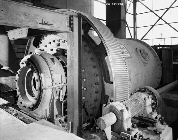 Single helical mills gear that was later purchased by Nordberg and used by Universal Atlas Cement Company of Milwaukee. Original Falk caption reads: "23/293 T, 1 1/2 DP, 25 inch face, 1100 hp, 240/18 rpm, 11 foot x17 foot mills. Taken during installation."