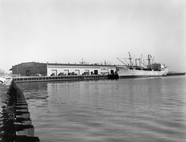 Falk caption reads, "A series of photos showing delivery of the first shipment of Radicon units direct from England to the port of Milwaukee. The series EG 43052 through EG 43069 records receipt of material at Milwaukee terminal number 1 to Falk Plant 2."