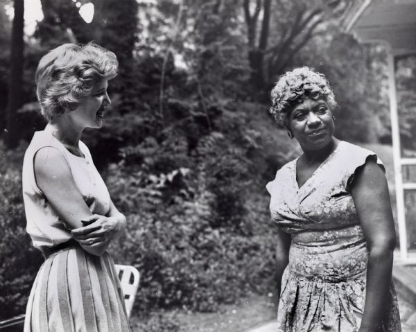 Aimee Horton and Inga McAdoo having a discussion.