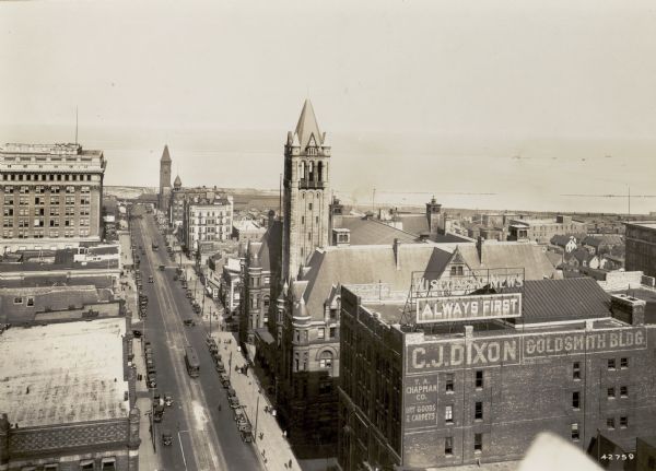 Elevated view of Wisconsin Avenue looking east, probably from the Pabst Building.