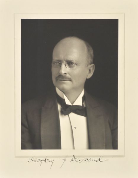 Quarter-length studio portrait of Humphrey J. Desmond, Milwaukee lawyer, editor, and publisher.