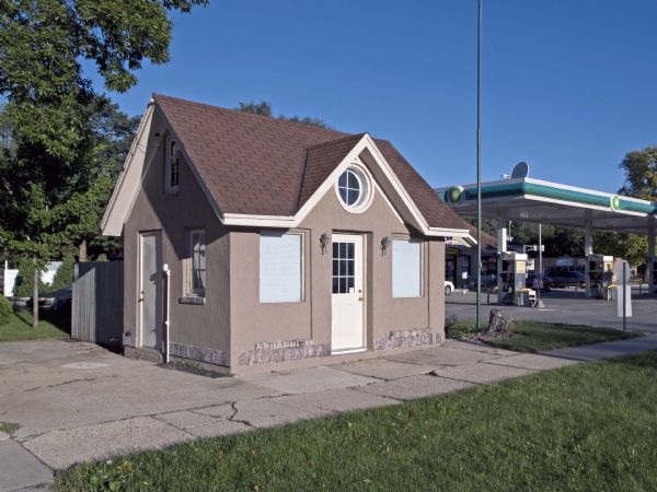 Built in 1925 by A.J. O'Donnell at the cost of five hundred dollars, the filling station located at 720 Center Avenue was designed to resemble a house — albeit one that measured only two hundred square feet.