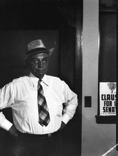 Unknown person, sometime during the Fred Clausen campaign, in Milt Polland's office.