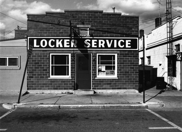 Reedsburg Locker Service, Vine Street.