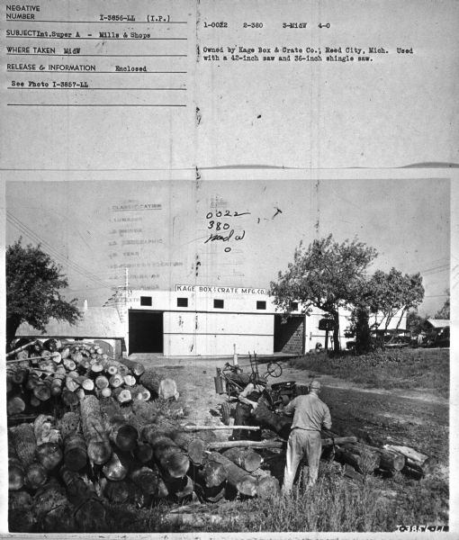 Subject: "Int. Super A — Mills & Shops." Where Taken: "MidW" Information with photograph reads: "Owned by Kage Box & Crate Co., Reed City, Mich. Used with a 42-inch saw and 36-inch shingle saw."
