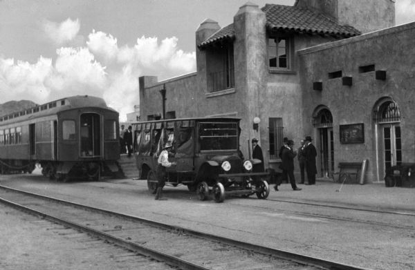 Cornelia & Gila Bend Railway Motor Car preparing to leave upon the railway track.