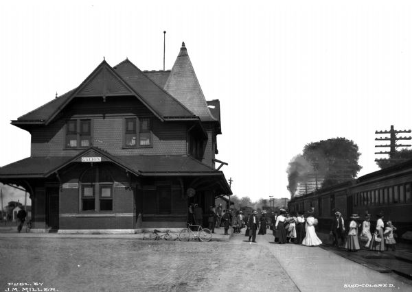 A view of Erie Depot on South Market Street, one of Galion's two large railroad depots.