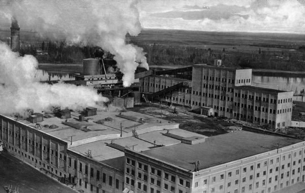 Elevated view of the Boise-Payette Paper Mill, established in 1913. It was the largest employer in International Falls and became home to the second largest and fastest paper machine in the world.