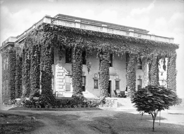 Exterior of Winnie Davis Hall, built in 1902. The ivy-covered stone building is part of Georgia State Normal School, founded in 1891.