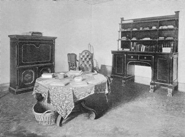 Interior of Robert E. Lee's study, preserved as he left it at Washington and Lee University.