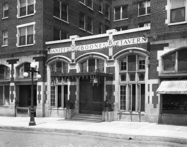 A view of the entrance to the Daniel Boone Tavern, possibly from 1920.