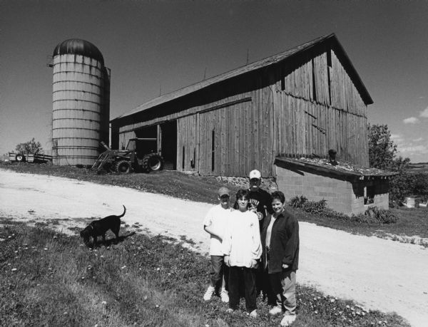 Pam Donald and her children, Joey, Jimmy and Mary, live at N8914 N. Pole Road (Section 11).