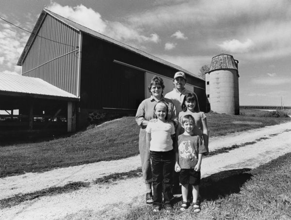 The Dean Adelmeyer family has lived here since 1992.  Cows were last milked here in the 1960s. The Leonard and Olive Steger family lived here.
