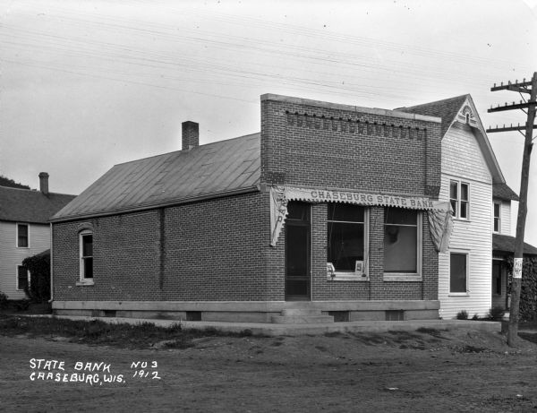 Exterior of the Chaseburg State Bank.