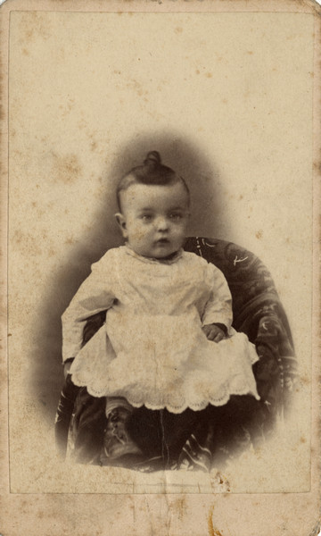 Portrait of Sherwin Gillett (b. 1879) when he was a baby.
