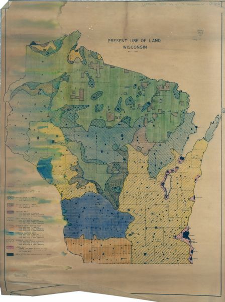This map shows in different colors virgin timberland, second growth timber, pasture belt, crop-pasture belt, intensive crop-pasture belt, intensive pasture belt, intensive crop belt, urban belt, and area cities and unincorporated villages. Counties are labeled. Below the map title reads: "May 1, 1935."