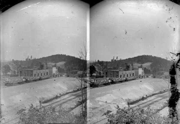Stereograph view of the York Iron Mine.