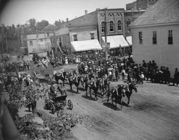 Circus Wagon on Parade | Photograph | Wisconsin Historical Society