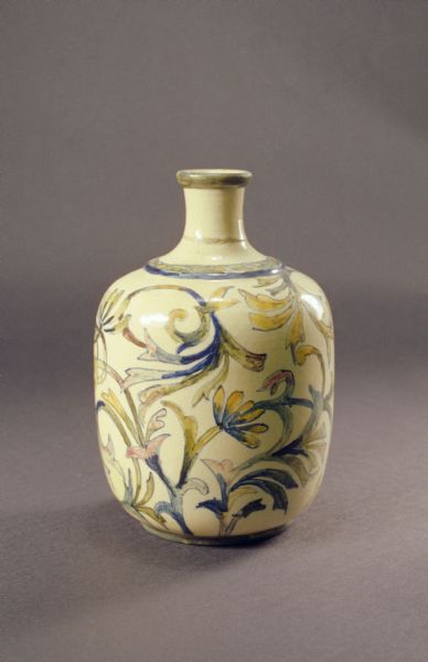 Pauline pottery vase.