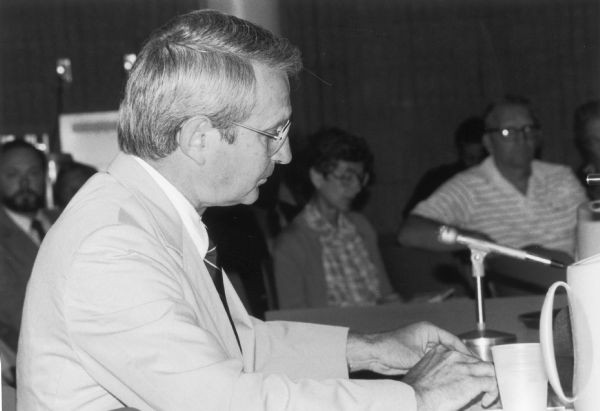 Governor Anthony Earl testifying before a hearing of the Joint Economic Committee. Because the committee was headed by David R. Obey he was able to bring the committee to Wisconsin to conduct hearings about Wisconsin's special economic problems.