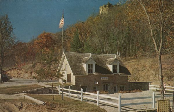 Color postcard of the Office at the State Farm and Craft Museum at Stonefield Village.