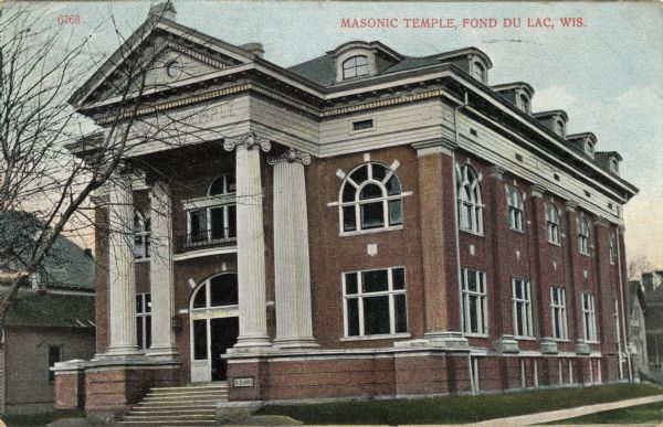 The Masonic Temple established 1906. Caption reads: "Masonic Temple, Fond du Lac, Wis."