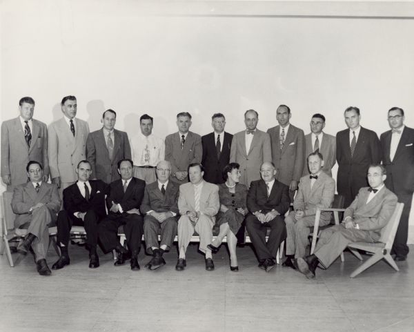 Arthur Altmeyer poses with the other 19 members of the United Automobile Workers Advisory Committee on Guaranteed Annual Wage.