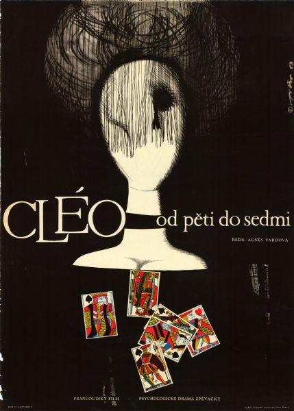 Czechoslovakian film poster for the French film "Cleo de 5 à 7." Illustrated image of a woman from the shoulders up with her face obscured by lines. Underneath her are several colorful playing cards.