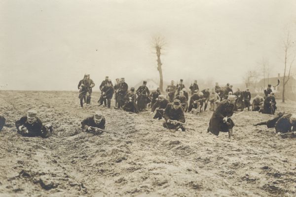 Soldiers fighting on the Dunajec River. The order for the attack has been given. 