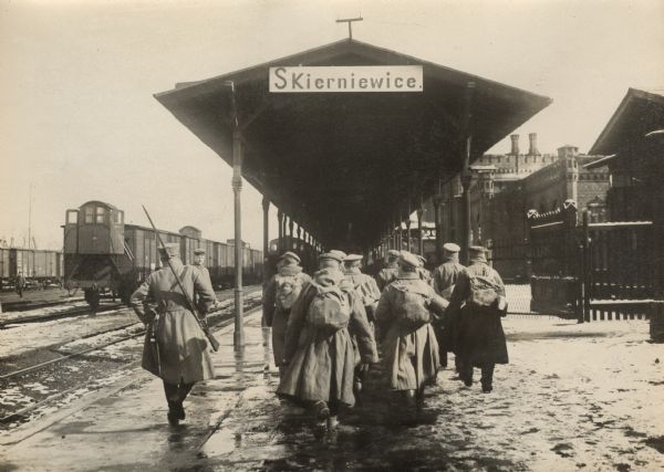 Skiernewize (Skierniewice). Arrival of Russian deserters.