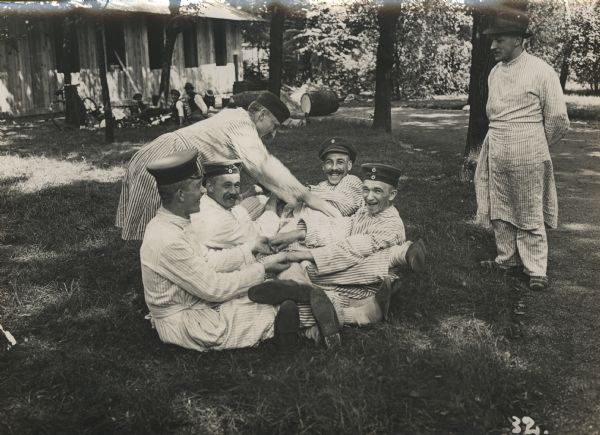 The first wounded soldiers in Berlin. Playing games and relaxing at the garrison hospital.