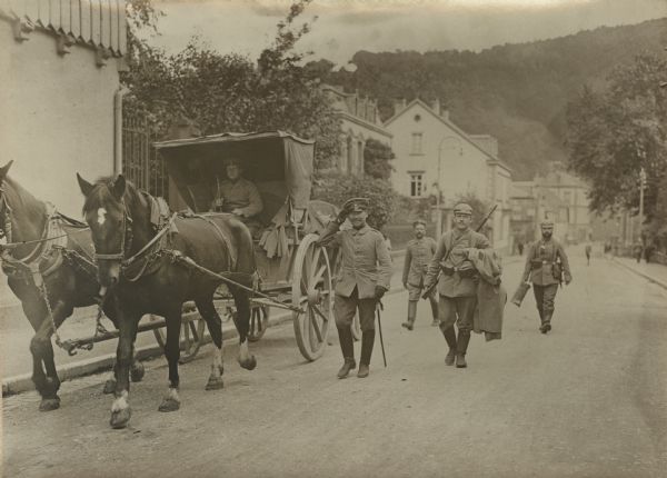 Our Bavarians in the Vosges. Arrival of the mail.