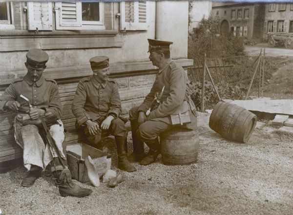 Our Bavarians in the Vosges. The regimental cobbler.