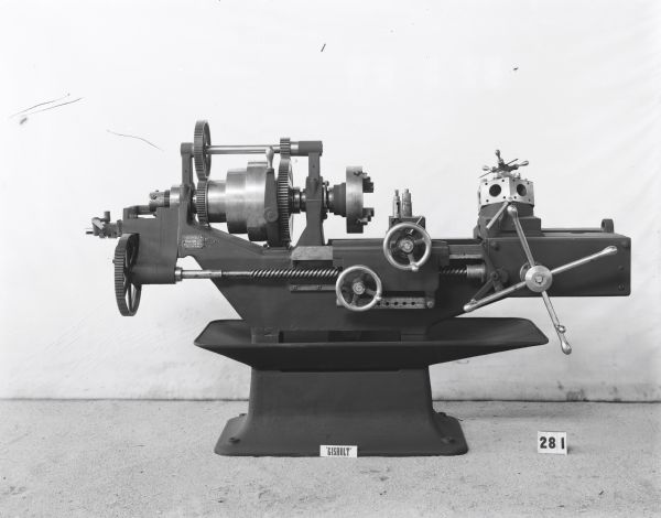 Gisholt Standard Turret Lathe. The metal stamp states: "Gisholt Machine Co. Madison, Wis., U.S.A." Gisholt was the first company to specialize in heavy type turret lathes adapted to finishing of medium and heavy castings and forgings.
