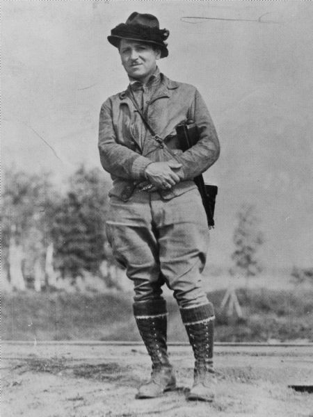 Outdoor full-length portrait of Arville Schaleben.