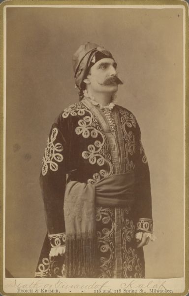 Carte-de-visite portrait of Sidney Hauxhurst, in costume as Kalaf, prince of Astrakhan from Friedrich Schiller's play <i>Turandot</i> (<i>Turandot, Prinzessin von China</i>).