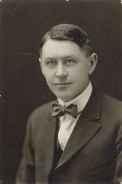 Waist-up portrait of Herman Sachtjen, a Wisconsin Republican member of the State Assembly and Wisconsin Circuit Court judge. He graduated from the University of Wisconsin Law School in 1911.