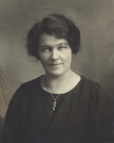 Portrait of Nellie Irene Gill, at the time she was employed as a teacher.