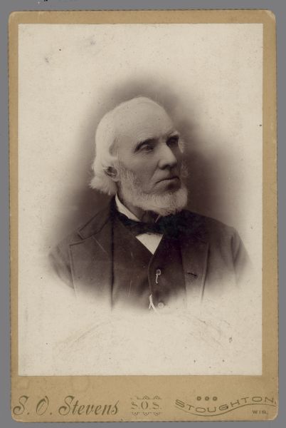 Vignetted quarter-length carte-de-visite of Edward Gilley, an English immigrant and farmer near Cooksville.