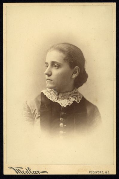 Quarter-length carte-de-visite portrait of Jane Addams, a social worker, political activist, and author. She was a co-founder of Chicago's Hull House, as well as the American Civil Liberties Union. She was the first woman to win the Nobel Peace Prize.